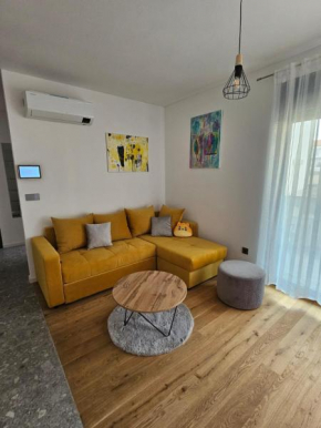 INNA Luxe Apartment with free parking
